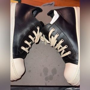 Rick Owen’s low sneaks